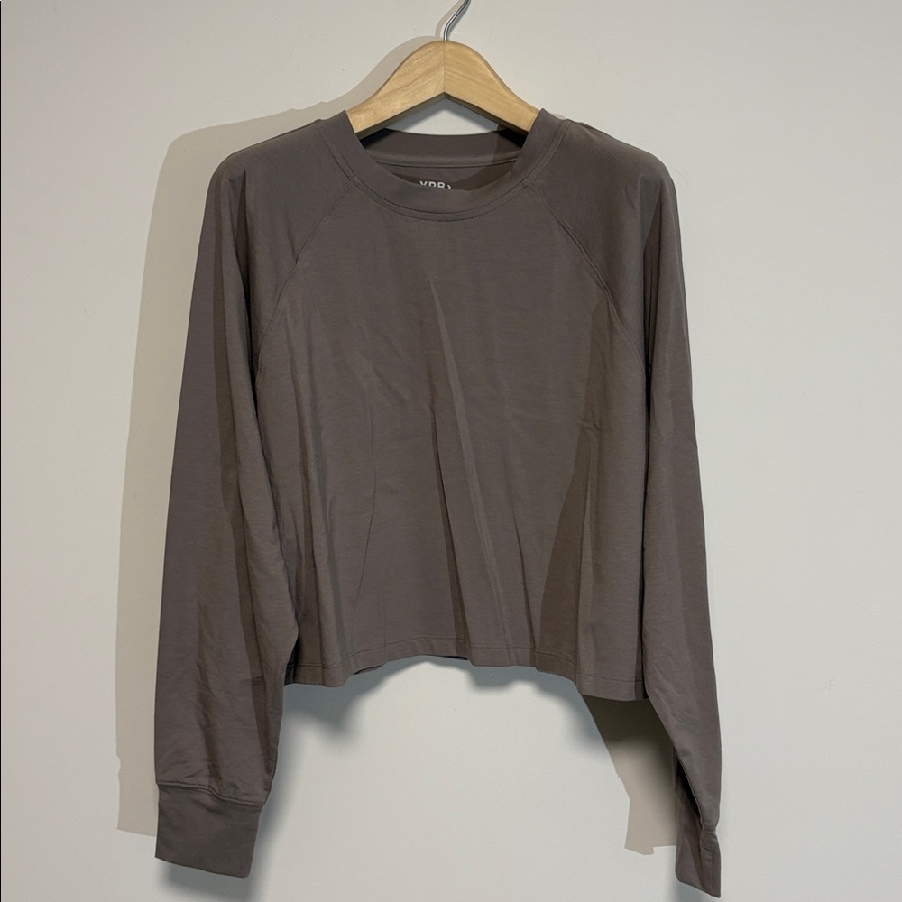 Abercrombie and Fitch YPB taupe cotton long sleeve sz xs xsmall new